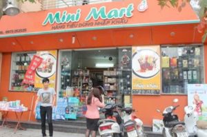 bảng hiệu siêu thị nhỏ tại TP.HCM