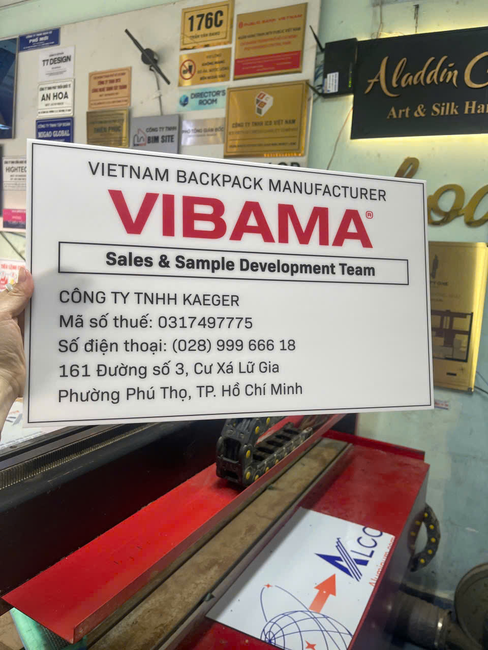 Làm bảng tên công ty mica quận 2 Làm bảng tên công ty mica quận 2